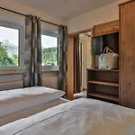 - Alpenhotel Fischer 4 Sterne - Adults Only 4* Berchtesgaden