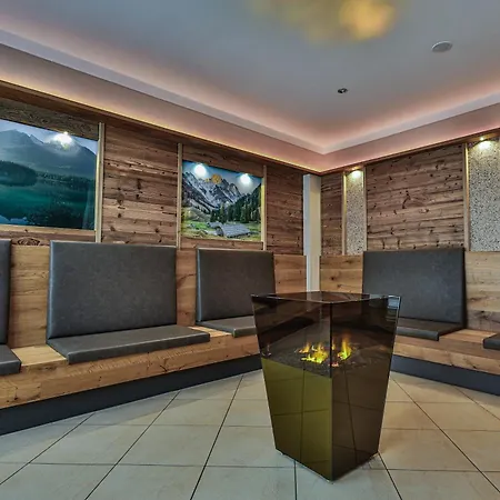 - Alpenhotel Fischer 4 Sterne - Adults Only 4* Berchtesgaden