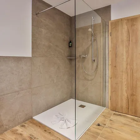 - Alpenhotel Fischer 4 Sterne - Adults Only Appartement Berchtesgaden
