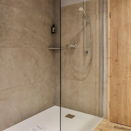 - Alpenhotel Fischer 4 Sterne - Adults Only Appartement Berchtesgaden