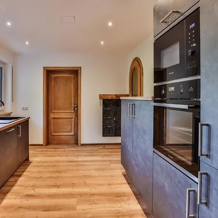 - Alpenhotel Fischer 4 Sterne - Adults Only Appartement Berchtesgaden