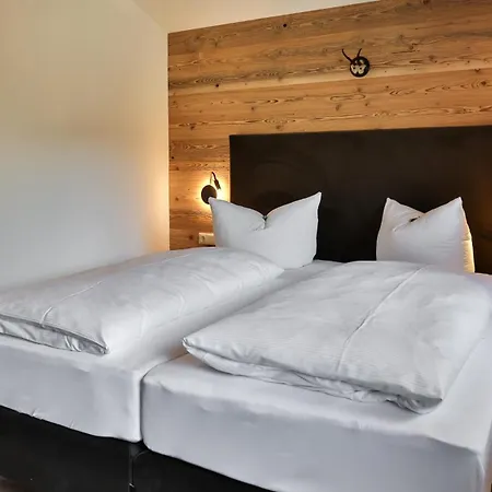 - Alpenhotel Fischer 4 Sterne - Adults Only Appartement