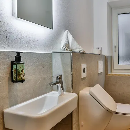 - Alpenhotel Fischer 4 Sterne - Adults Only 4* Berchtesgaden